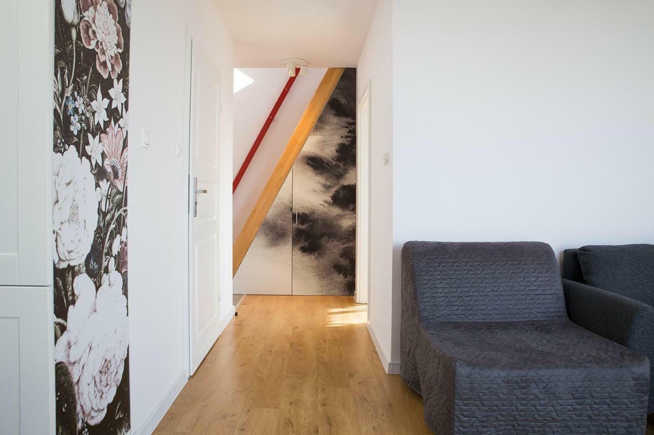 Timegoesslow Cozy Attic City Center Tychy Exterior photo